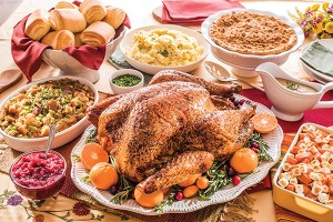 Traditional_Turkey_Meal.jpg